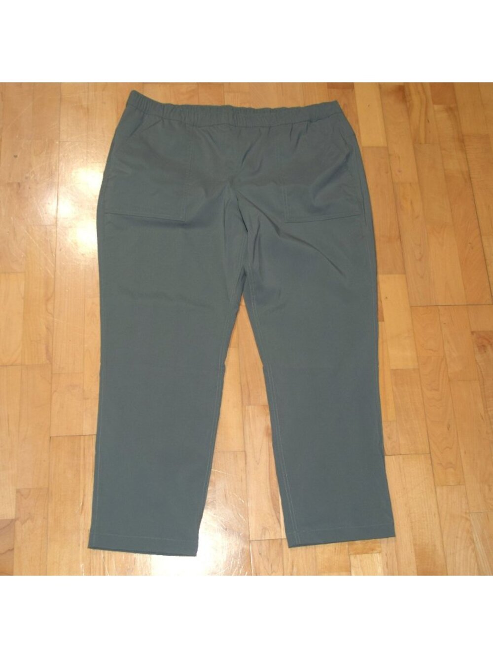 Eddie Bauer Women's XL Green Water Resistant Pull-On Rainer Pants